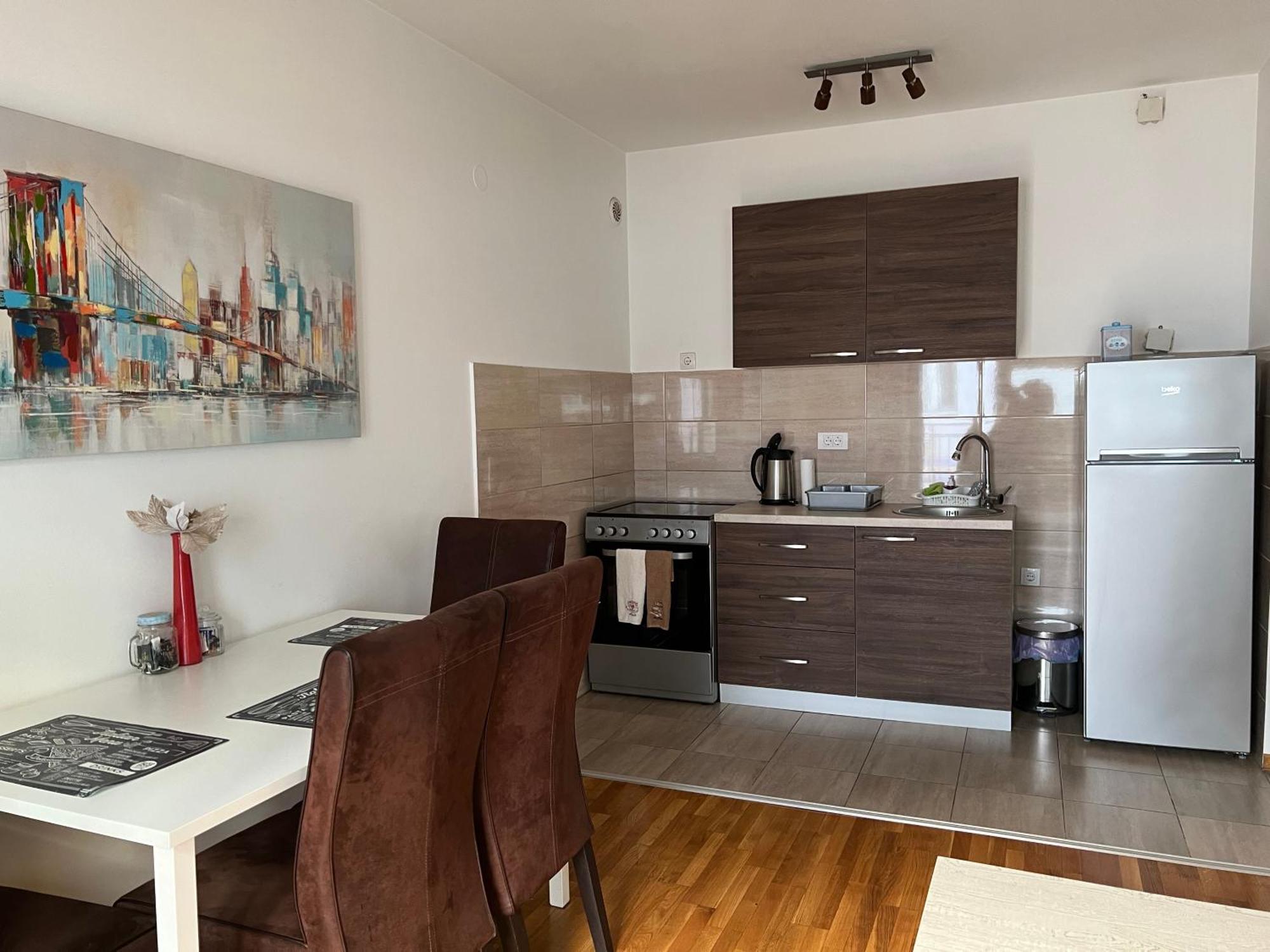 Apartment Leonis Belgrade Exterior photo
