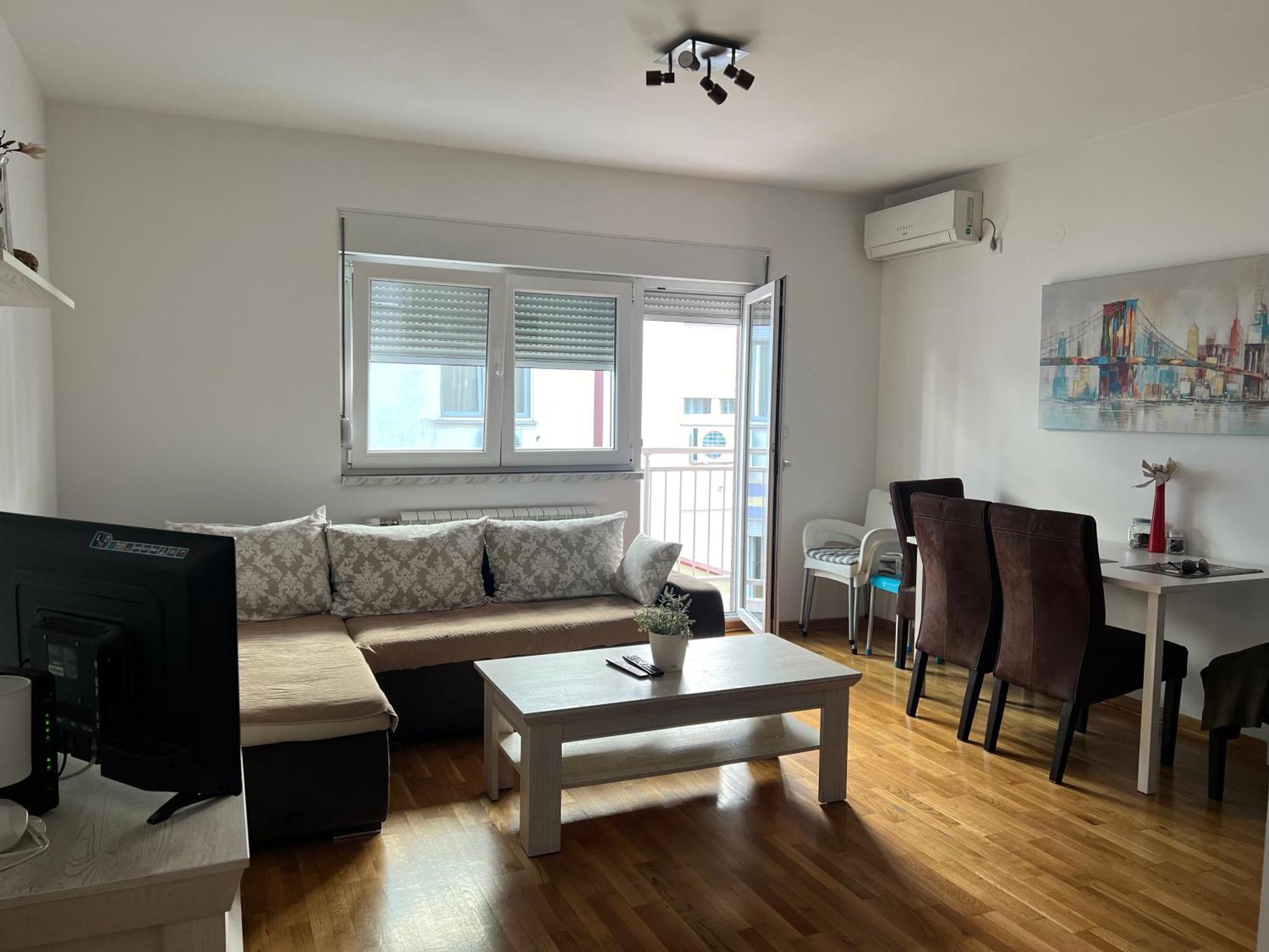 Apartment Leonis Belgrade Exterior photo